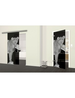 Ganzglastür Löwin Gelasert Auf Grauglas