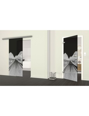 Ganzglastür Alpenstraße Gelasert Auf Grauglas