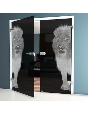 Ganzglastür Löwe Gelasert Auf Grauglas