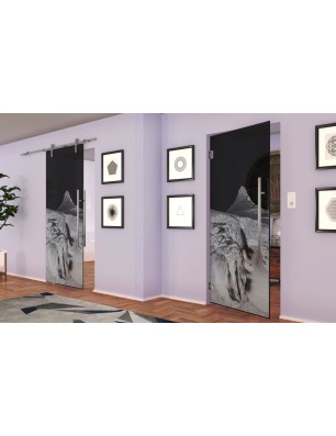 Pendeltür Berg Gelasert Auf Grauglas