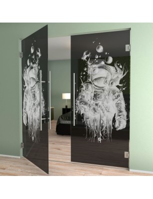 Pendeltür Astronaut Gelasert Auf Grauglas