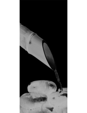 Lichtausschnitt Wellness  Gelasert Auf Grauglas