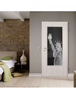 Lichtausschnitt Freiheitsstatue Gelasert Auf Grauglas