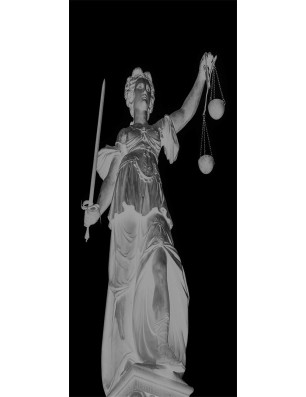 Lichtausschnitt Justitia Gelasert Auf Grauglas